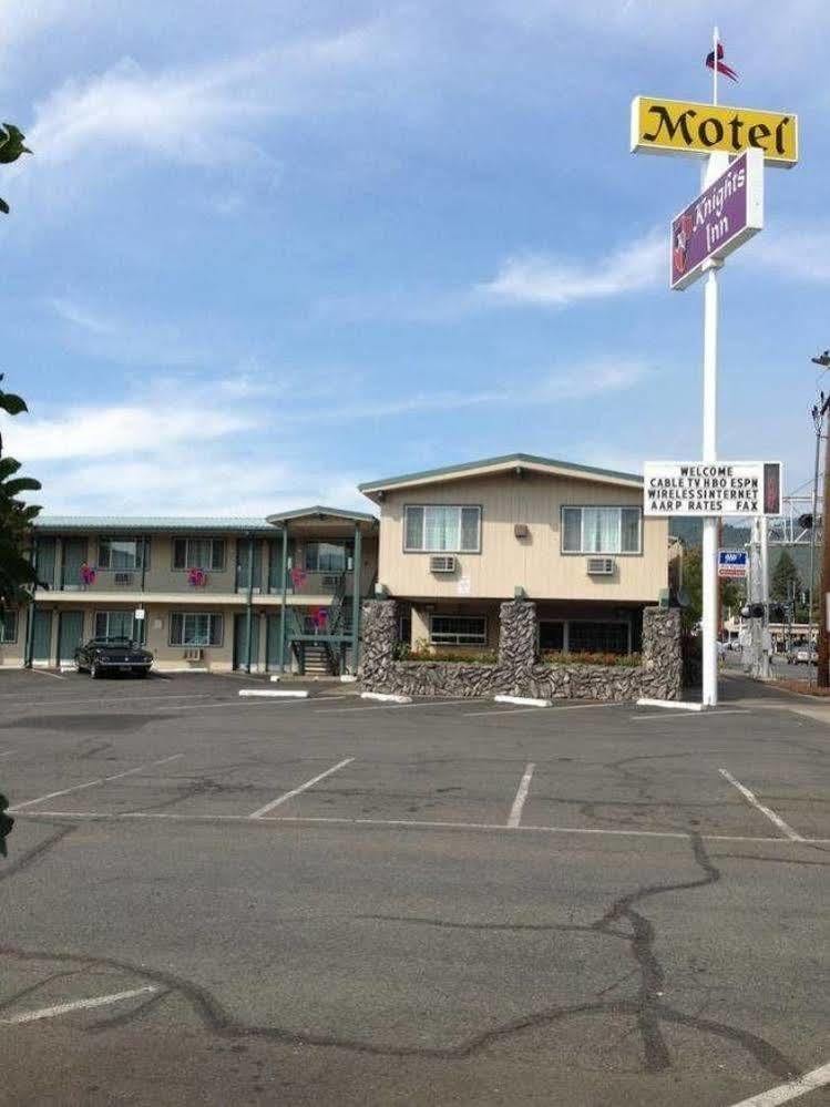 Knights Inn Motel Grants Pass Dış mekan fotoğraf